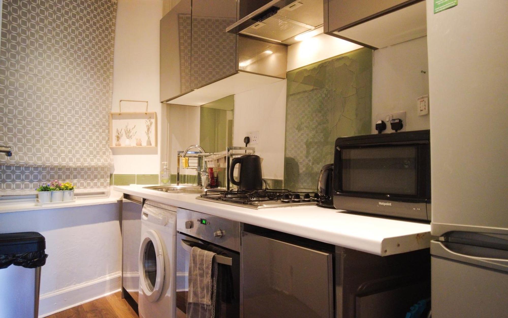 1 Bedrooms Flat In Central Edinburgh Haymarket, Heart Of Edinburgh Flat Sleeps 4 , Exteriör bild
